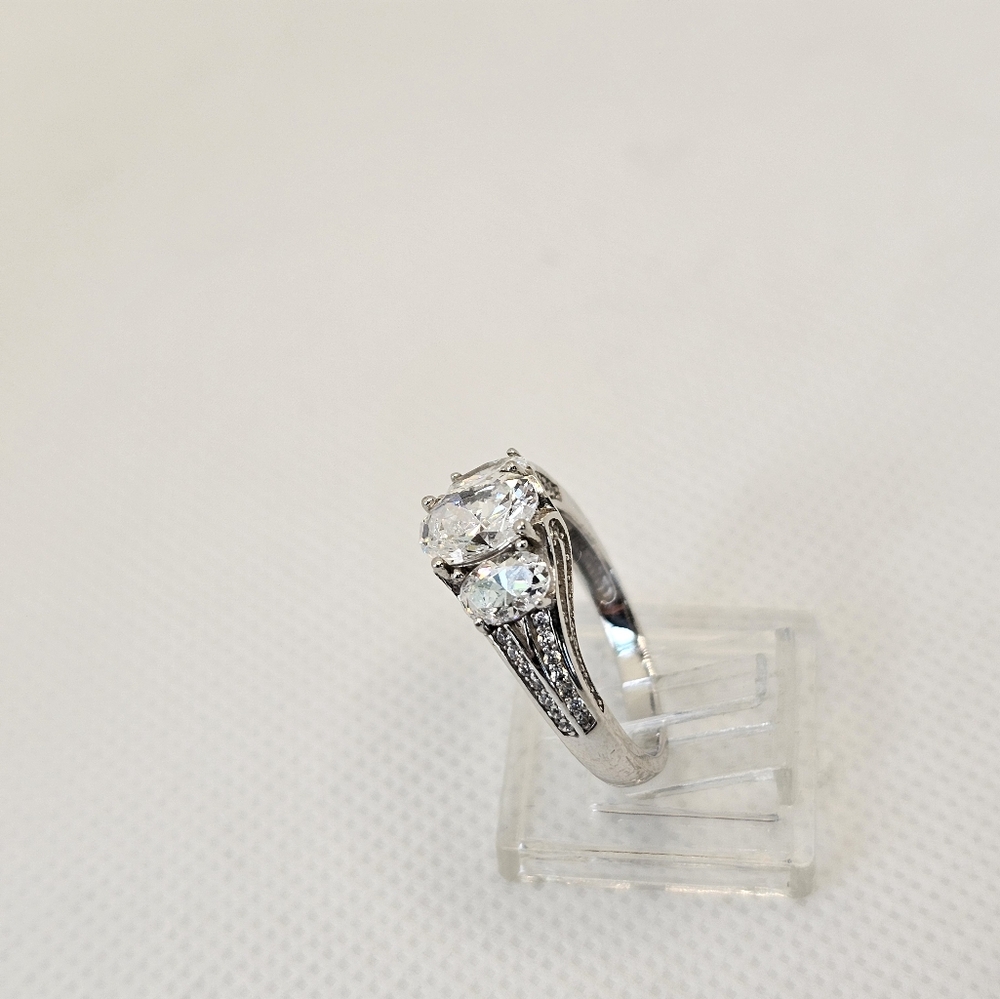 Sparkling Diamonique Epiphany Sterling Silver With Platinum Overlay Sz 7! - Picture 7 of 12